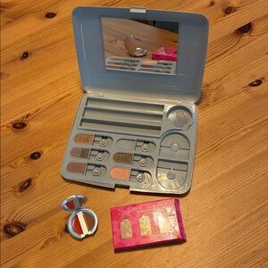 Mary Kay Makeup Palette, Lip Gloss & Eye Shadow Set